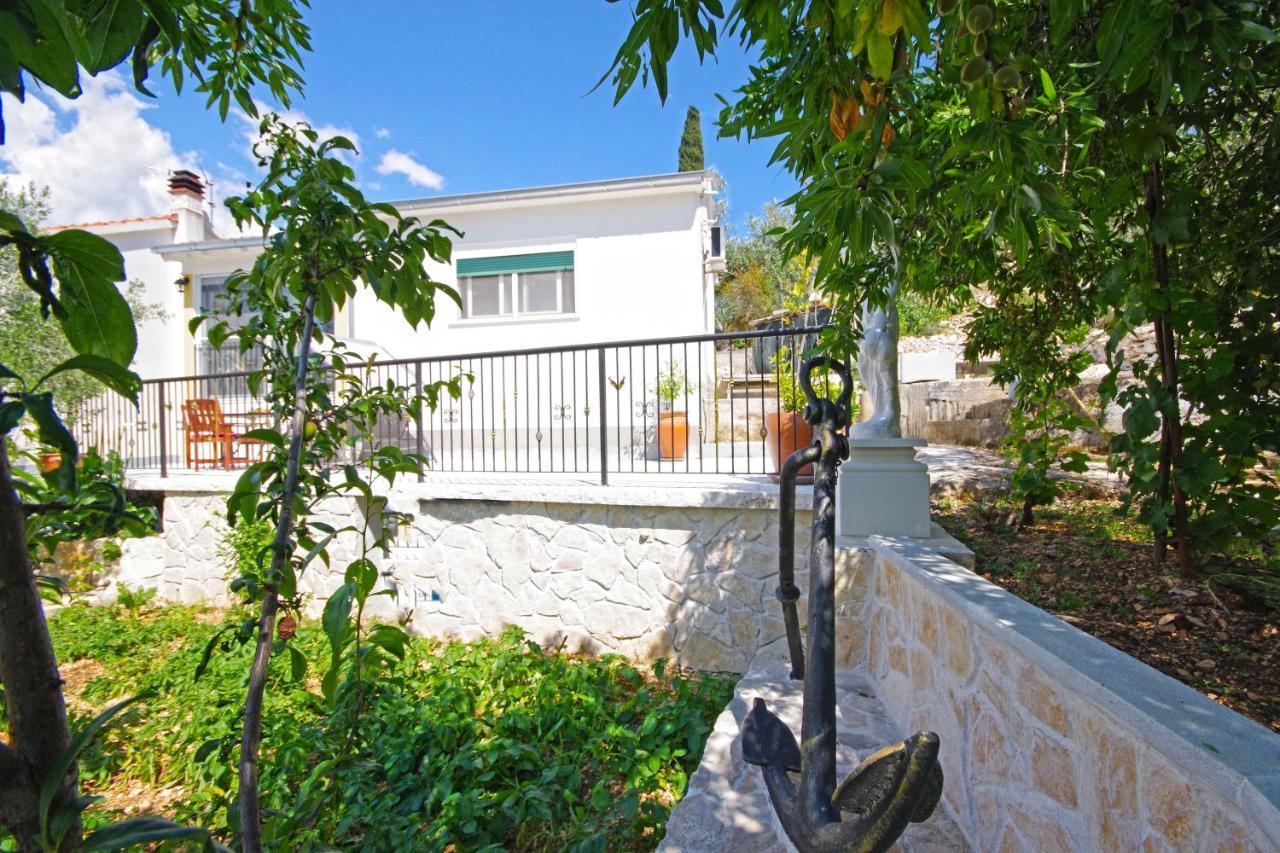 Holiday House With Wifi Trogir - 15319 Exterior photo