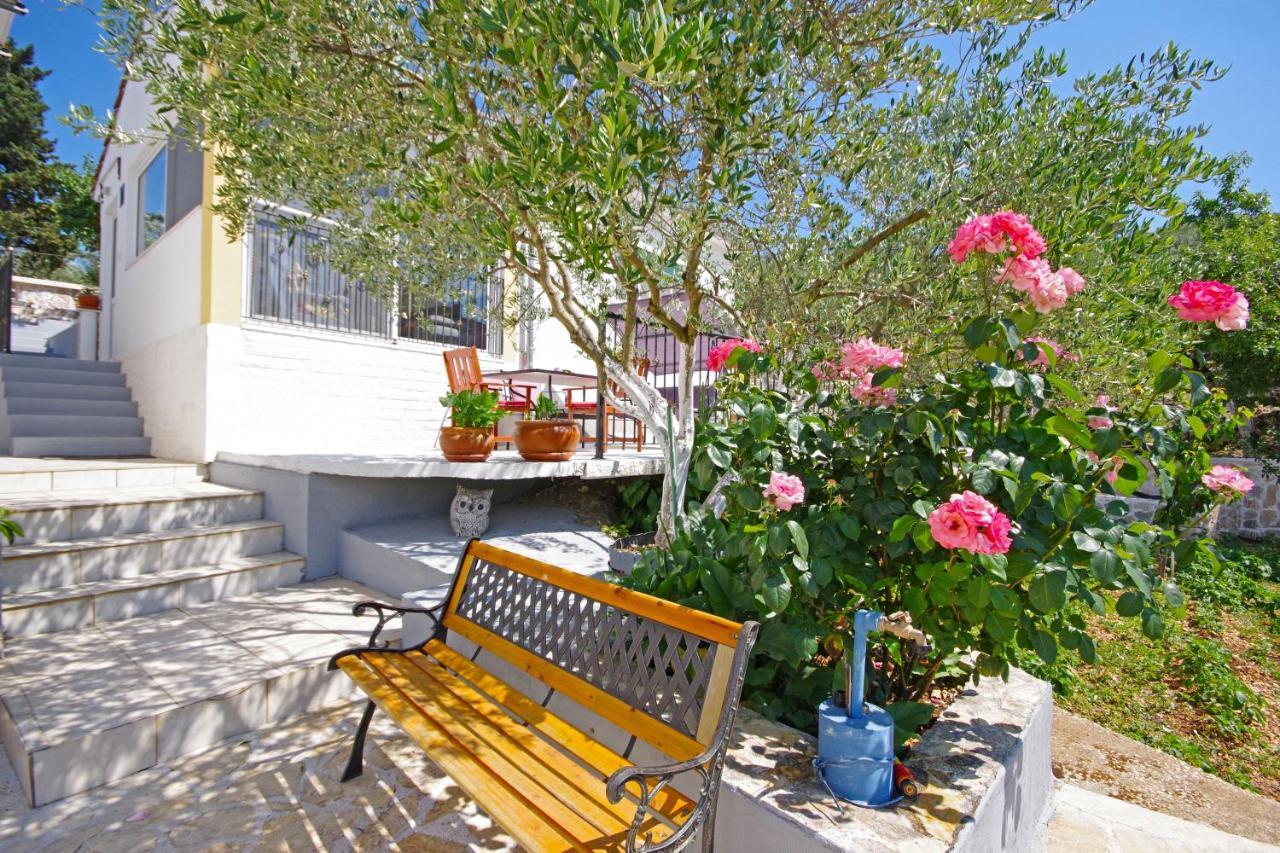 Holiday House With Wifi Trogir - 15319 Exterior photo